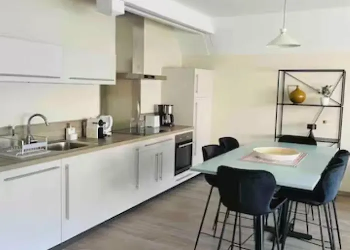 Apartamento 50m Du Centre Historique