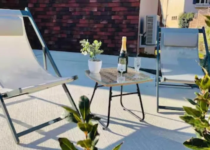 50m Du Centre Historique Lejlighed *